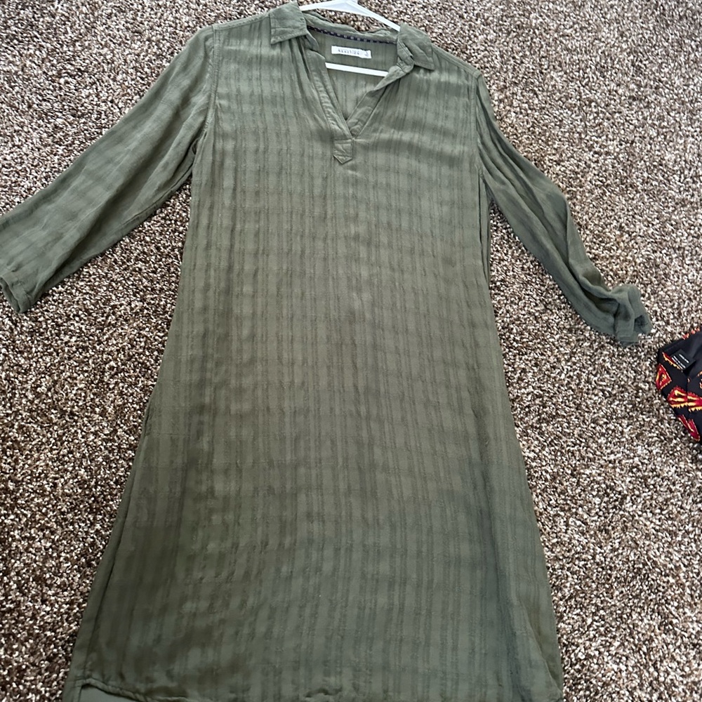 Kenneth Cole Green Linen Dress